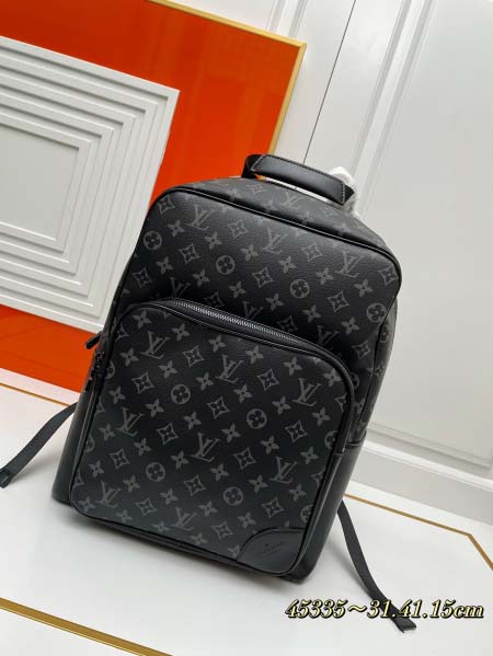 2025年5月28日入荷新作Louis Vuitton M4...