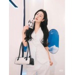 2025年5月28日入荷新作Ailia 新品 Le Teckel  size：32×11×10cm お安い/人気/本革 バッグ/XX工場