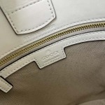 2025年5月28日入荷新作 新品2025春夏  Gucci SIZE:18.5x20x8.5cm  お安い/人気/本革 バッグ/XX工場