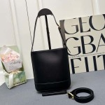 2025年5月28日入荷新作 新品2025春夏  Gucci SIZE:18.5x20x8.5cm  お安い/人気/本革 バッグ/XX工場
