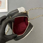 2025年5月28日入荷新作 CHANEL 25P  SIZE:18x13x9cm  お安い/人気/本革 バッグ/XX工場