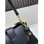 2025年5月28日入荷新作  Saffiano  SIZE:19x18X12cm  お安い/人気/本革 バッグ/XX工場