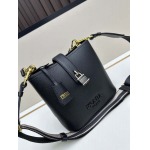 2025年5月28日入荷新作  Saffiano  SIZE:19x18X12cm  お安い/人気/本革 バッグ/XX工場