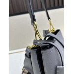 2025年5月28日入荷新作  Saffiano  SIZE:19x18X12cm  お安い/人気/本革 バッグ/XX工場