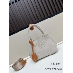 2025年5月28日入荷新作Prada新品 2025summer SIZE:22x15x12  お安い/人気/本革 バッグ/XX工場