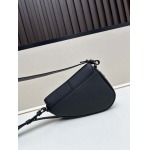 2025年5月28日入荷新作  DiorOblique  SIZE:19.5 x15 x5.5 CM  お安い/人気/本革 バッグ/XX工場