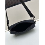 2025年5月28日入荷新作 Safari  Christian Dior SIZE:22x15x6CM  お安い/人気/本革 バッグ/XX工場