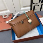 2025年5月28日入荷新作  Loro Piana Extra pocket SIZE:27*10*16cm。  お安い/人気/本革 バッグ/XX工場
