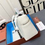 2025年5月28日入荷新作  Loro Piana Extra pocket SIZE:27*10*16cm。  お安い/人気/本革 バッグ/XX工場