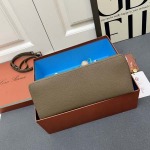 2025年5月28日入荷新作  Loro Piana Extra pocket SIZE:27*10*16cm。  お安い/人気/本革 バッグ/XX工場