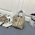 2025年5月28日入荷新作Dior CD mini  SIZE:13*15*12cm  お安い/人気/本革 バッグ/XX工場