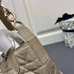 2025年5月28日入荷新作Dior CD mini  SIZE:13*15*12cm  お安い/人気/本革 バッグ/XX工場