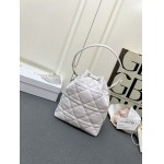 2025年5月28日入荷新作Dior caro  SIZE:20x24x9CM お安い/人気/本革 バッグ/XX工場