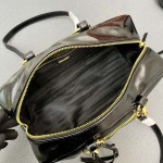 2025年5月28日入荷新作 Prada 新品  30x14x13.5cm  お安い/人気/本革 バッグ/XX工場