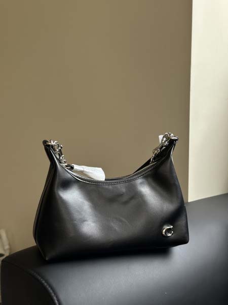 2025年5月28日入荷新作COACH 单肩包斜め下げ バッ...