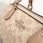 2025年5月28日入荷新作Coach新品  SIZE: 25*15*12cm  お安い/人気/本革 バッグ/XX工場