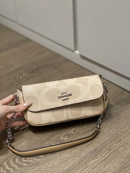 2025年5月28日入荷新作 Coach新品  お安い/人気...