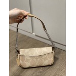 2025年5月28日入荷新作 Coach新品  お安い/人気/本革 バッグ/XX工場