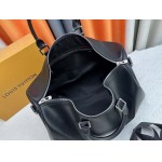 2025年5月28日入荷Louis Vuitton バッグM57088 M21536  keepall bandouliere 50  monogram shadow  monogram  SIZE：50x 29 ×23 CM 人気の新作/