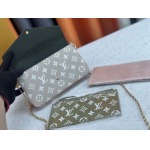 2025年5月28日入荷Louis Vuitton バッグPochette Félicie  Spring in the City  Monogram Empreinte M81359 SIZE：21.0 x 12.0 x 3.0 人気の新