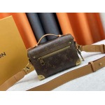 2025年5月28日入荷Louis Vuitton バッグM13871M11743 M11516黑色 M11535 M12686 Soul Trunk  Pharrell Williams  LV Colorado SIZE：19x15x7