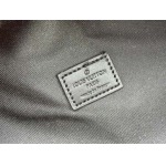 2025年5月28日入荷Louis Vuitton バッグM14020 Discovery Slim  Monogram Eclipse SIZE:38x13x28cm 人気の新作/誕生日プレゼント/ZC工場