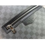 2025年5月28日入荷Louis Vuitton バッグM14020 Discovery Slim  Monogram Eclipse SIZE:38x13x28cm 人気の新作/誕生日プレゼント/ZC工場