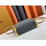 2025年5月28日入荷Louis Vuitton バッグSide trunk pm M46358  monogram  SIZE：21×14×6cm 人気の新作/誕生日プレゼント/ZC工場