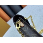 2025年5月28日入荷Louis Vuitton 携帯バッグM13572 Métis  Monogram S-lock SIZE:10.4 x 17.5 x 4.0 CM 人気の新作/誕生日プレゼント/ZC工場