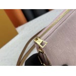 2025年5月28日入荷Louis Vuitton バッグM59598 M11401 Coussin BB  Monogram  SIZE：21x16x7cm 人気の新作/誕生日プレゼント/ZC工場