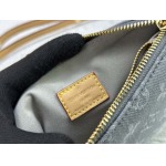 2025年5月28日入荷Louis Vuitton バッグM59598 M11401  Coussin BB  Monogram SIZE：21x16x7cm 人気の新作/誕生日プレゼント/ZC工場