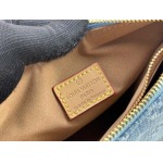 2025年5月28日入荷Louis Vuitton バッグM59598 M11401 Coussin BB Monogram Monogram Denim SIZE：21x16x7cm 人気の新作/誕生日プレゼント/ZC工場