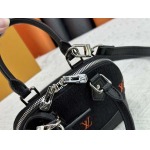 2025年5月28日入荷Louis Vuitton バッグ【Alma Nano】M82717 M90611 New launch Nano Alma SIZE： 18 x 12 x 8 cm 人気の新作/誕生日プレゼント/ZC工場