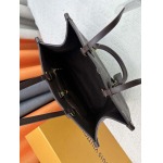 2025年5月28日入荷Louis Vuitton バッグM45039 M45321 ONTHEGO  M45494 45495 45496 45982  M44571 Monogram   size：34x26x13cm 人気の新作/誕生