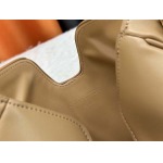 2025年5月28日入荷Louis Vuitton バッグ小M120693  M119563 Louis Vuitton  SIZE：小24.5x21.5x5cm 大36×29.5×7cm 人気の新作/誕生日プレゼント/ZC工場