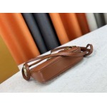 2025年5月28日入荷Louis Vuitton バッグ小M120693  M119563 Louis Vuitton  SIZE：小24.5x21.5x5cm 大36×29.5×7cm 人気の新作/誕生日プレゼント/ZC工場