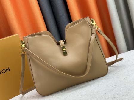 2025年5月28日入荷Louis Vuitton バッグ大...