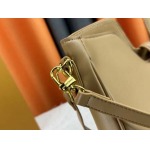 2025年5月28日入荷Louis Vuitton バッグ大M120693  M119563 Louis Vuitton  SIZE：小24.5x21.5x5cm 大36×29.5×7cm 人気の新作/誕生日プレゼント/ZC工場