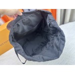 2025年5月28日入荷Louis Vuitton バッグM14135 41379 Montsouris  LV Blason Pharrell Williams 32 x40x19CM 人気の新作/誕生日プレゼント/ZC工場