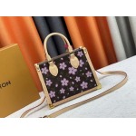 2025年5月28日入荷Louis Vuitton バッグM13079   OnTheGo Monogram  LV x TM  SIZE:25.0 x 11.0 x 19.0 CM 人気の新作/誕生日プレゼント/ZC工場