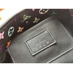 2025年5月28日入荷Louis Vuitton バッグM12940  The Drop  Flower Hobo  Monogram 15 x 12 x 28 CM 人気の新作/誕生日プレゼント/ZC工場