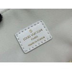 2025年5月28日入荷Louis Vuitton バッグM59275 M59277 Coussin 2021春夏Monogram SIZE：26 x 20 x 12CM 人気の新作/誕生日プレゼント/ZC工場