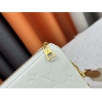 2025年5月28日入荷Louis Vuitton バッグM59275 M59277 Coussin 2021春夏Monogram SIZE：26 x 20 x 12CM 人気の新作/誕生日プレゼント/ZC工場