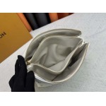 2025年5月28日入荷Louis Vuitton バッグM59275 M59277 Coussin 2021春夏Monogram SIZE：26 x 20 x 12CM 人気の新作/誕生日プレゼント/ZC工場