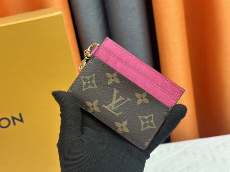 2025年5月28日入荷Louis Vuitton M827...