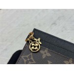 2025年5月28日入荷Louis VuittonM82739  Monogram Monogram SIZE：10.2 x 7.3 x 0.3 CM 人気の新作/誕生日プレゼント/ZC工場