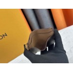 2025年5月28日入荷Louis Vuitton名刺入れM82739  Monogram Monogram SIZE：10.2 x 7.3 x 0.3 CM 人気の新作/誕生日プレゼント/ZC工場
