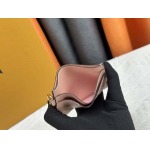 2025年5月28日入荷Louis Vuitton名刺入れM82739  Monogram Monogram SIZE：10.2 x 7.3 x 0.3 CM 人気の新作/誕生日プレゼント/ZC工場