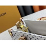 2025年5月28日入荷Louis Vuitton バッグM46373 OnTheGo  Monogram  Monogram Reverse ，Monogram Giant25.0 x 19.0 x 11.5 CM 人気の新作/誕生日プレ