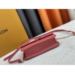 2025年5月28日入荷Louis Vuitton バッグM14564   Wallet On Chain   LV Bloom   11.5 x 4 x 20 CM 人気の新作/誕生日プレゼント/ZC工場